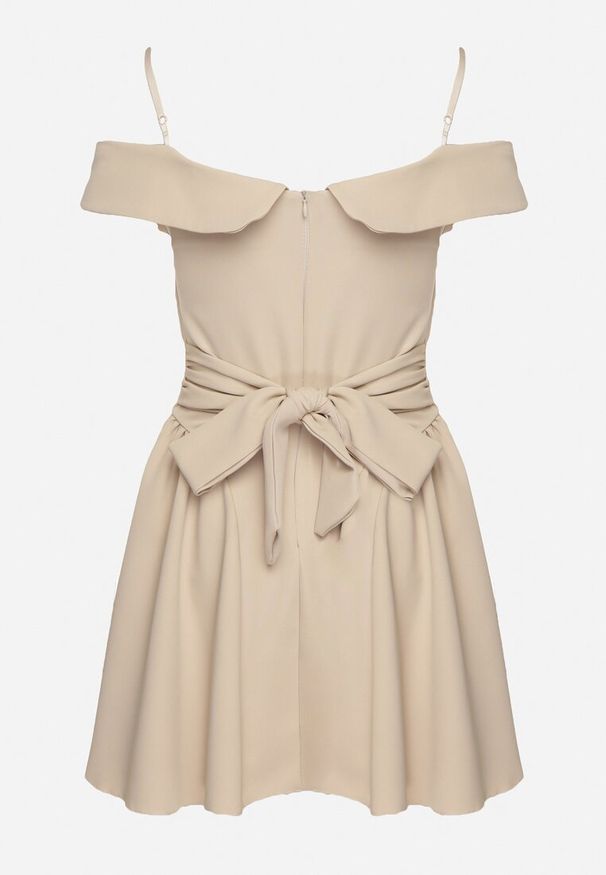 Born2be - Beżowa Rozkloszowana Sukienka na Ramiączkach z Usztywnianymi Miseczkami Mivinae. Okazja: na co dzień, na ślub cywilny, na wesele. Kolor: beżowy. Materiał: tkanina, jeans. Długość rękawa: na ramiączkach. Sezon: lato. Typ sukienki: rozkloszowane. Styl: casual, wizytowy