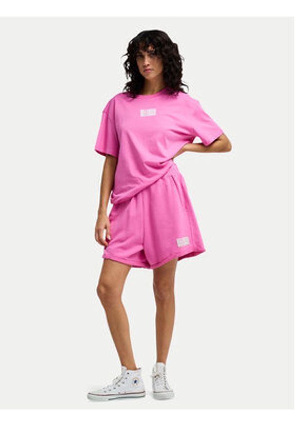 Billabong Szorty sportowe So Typical EBJFB03004 Różowy Loose Fit. Kolor: różowy. Materiał: bawełna