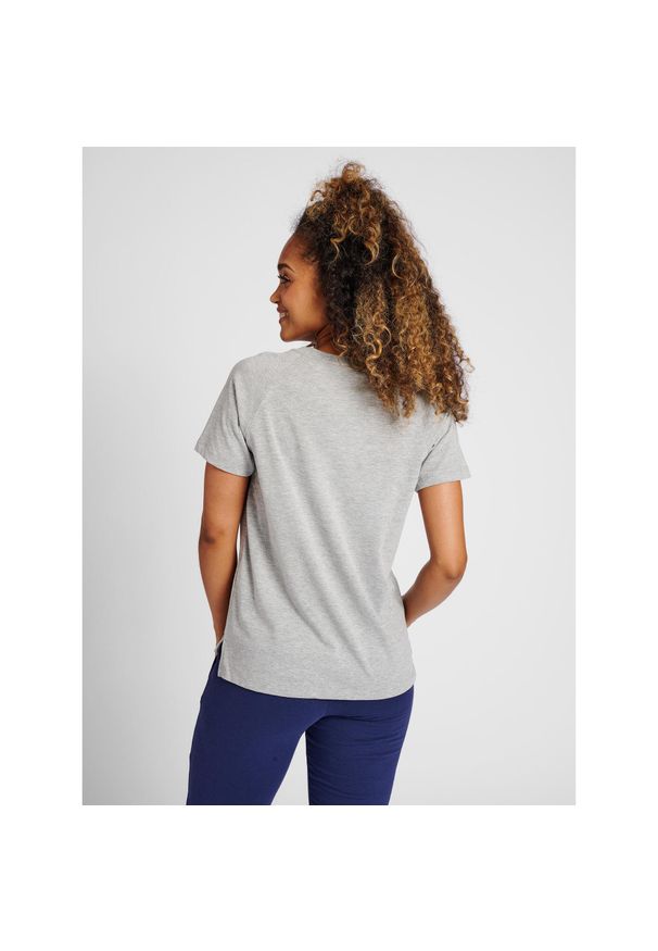 Koszulka damska Hummel Noni 2.0. Kolor: szary. Materiał: bawełna. Sport: piłka nożna