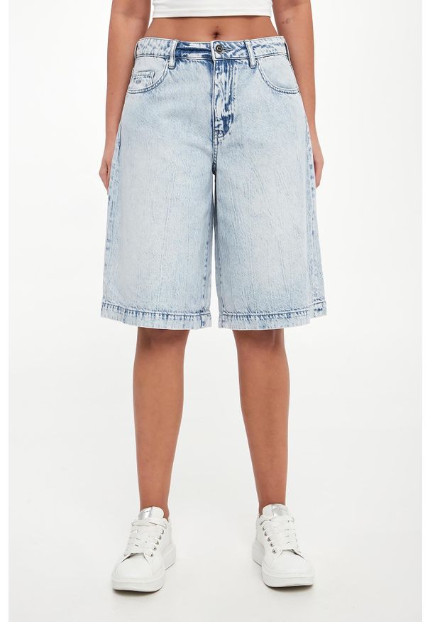 Armani Exchange - Bermudy damskie jeansowe ARMANI EXCHANGE. Materiał: jeans