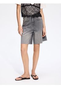 Reserved - Jeansowe szorty - szary. Kolor: szary. Materiał: jeans #1