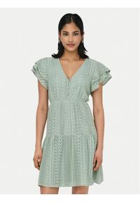 only - ONLY Sukienka letnia Helena 15303058 Zielony jasny Regular Fit. Kolor: zielony. Materiał: bawełna. Sezon: lato #1