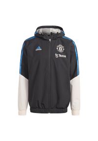 Kurtka do piłki nożnej męska Adidas Manchester United Condivo 22 All-Weather. Kolor: różowy, czarny, wielokolorowy. Materiał: materiał