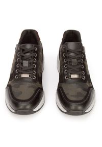 Wittchen - Męskie sneakersy ze skóry na grubej podeszwie. Okazja: na co dzień, do pracy. Nosek buta: okrągły. Kolor: czarny, zielony, wielokolorowy. Materiał: skóra. Sezon: lato #2