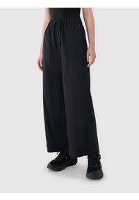 4f - 4F Spodnie casual z szerokimi nogawkami damskie - czarne XXL. Okazja: na co dzień. Kolor: czarny. Materiał: tkanina, materiał, syntetyk. Styl: casual #2