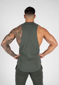 GORILLA WEAR - Tank top fitness męski Milo Drop Armhole. Kolor: zielony. Styl: sportowy