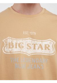 Big-Star - Koszulka męska z nadrukiem beżowa Millaner 805. Kolor: beżowy. Materiał: jeans, bawełna. Wzór: nadruk. Styl: klasyczny #8