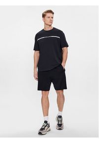 Armani Exchange Szorty sportowe 3DZSLA ZJLGZ 1583 Granatowy Regular Fit. Kolor: niebieski. Materiał: bawełna, syntetyk. Styl: sportowy #3