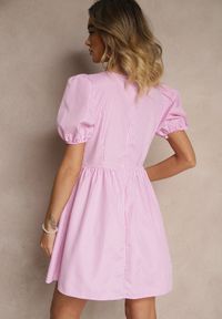 Renee - Różowa Retro Sukienka w Kratkę Vichy o Rozkloszowanym Kroju z Wiązaniem Temarea. Okazja: na co dzień. Kolor: różowy. Materiał: jeans. Wzór: kratka. Typ sukienki: rozkloszowane. Styl: retro