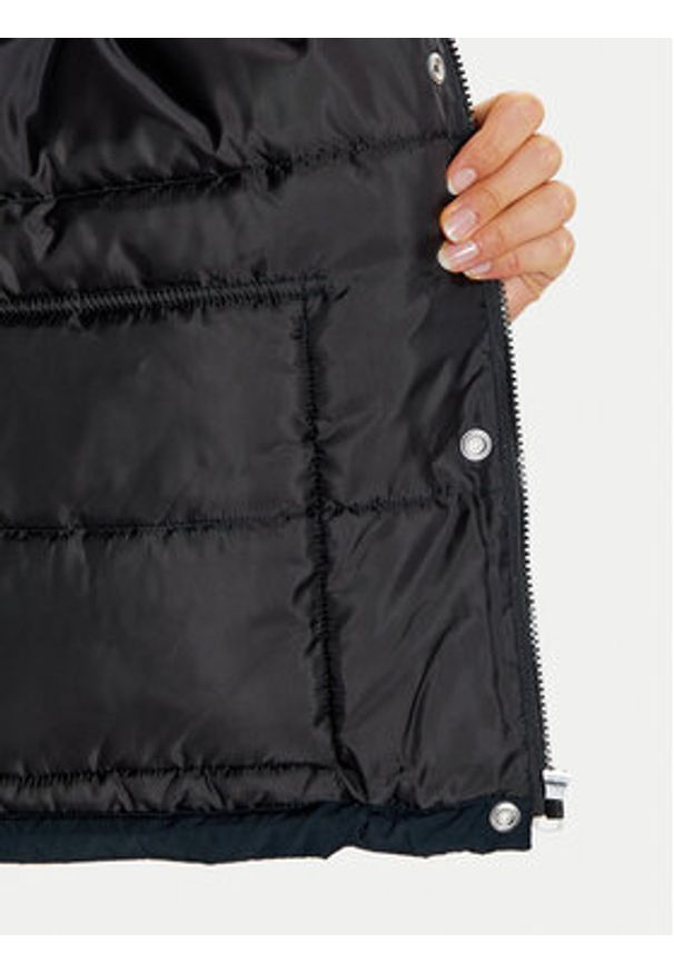 Lee Kurtka puchowa 112355162 Czarny Relaxed Fit. Kolor: czarny. Materiał: syntetyk