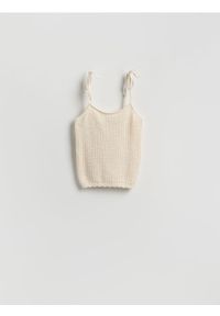 Reserved - Top z bawełną - kremowy. Kolor: kremowy. Materiał: bawełna #1