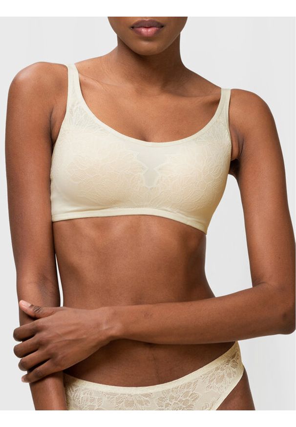 Triumph Biustonosz top Fit Smart 10202460 Beżowy. Kolor: beżowy. Materiał: syntetyk