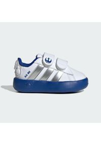 Buty Adidas Star Wars Grand Court 2.0 Infants. Kolor: biały, wielokolorowy, niebieski, szary. Wzór: motyw z bajki. Sport: tenis