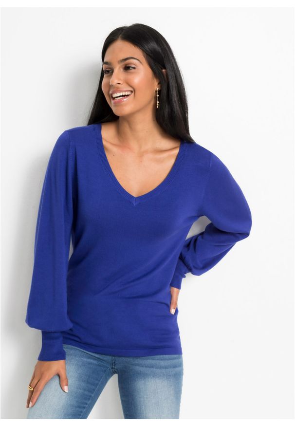 bonprix - Sweter z balonowymi rękawami, ze zrównoważonej wiskozy. Kolor: niebieski. Materiał: wiskoza. Wzór: ze splotem, gładki. Sezon: wiosna