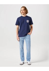 Wrangler - WRANGLER MĘSKIE SPODNIE REGULAR FIT DESERT OASIS 112351219 W154017980. Okazja: na spacer. Sezon: lato. Styl: elegancki