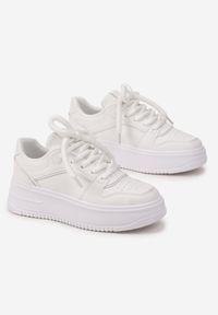 Renee - Białe Sznurowane Sneakersy na Platformie z Metalicznymi Wstawkami Arileva. Kolor: biały. Materiał: jeans. Obcas: na platformie #3