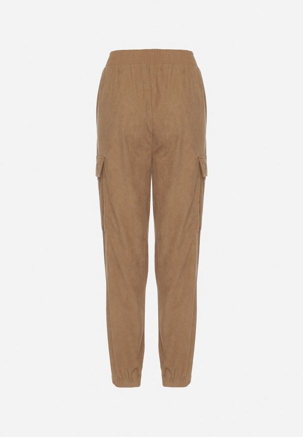 Born2be - Brązowe Spodnie w Stylu Cargo z Wysokim Stanem Belseli. Okazja: na co dzień. Stan: podwyższony. Kolor: brązowy. Styl: casual