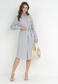 Born2be - Niebieska Koszulowa Sukienka z Bawełny w Paski Ditya. Kolor: niebieski. Materiał: bawełna. Wzór: paski. Typ sukienki: koszulowe #1