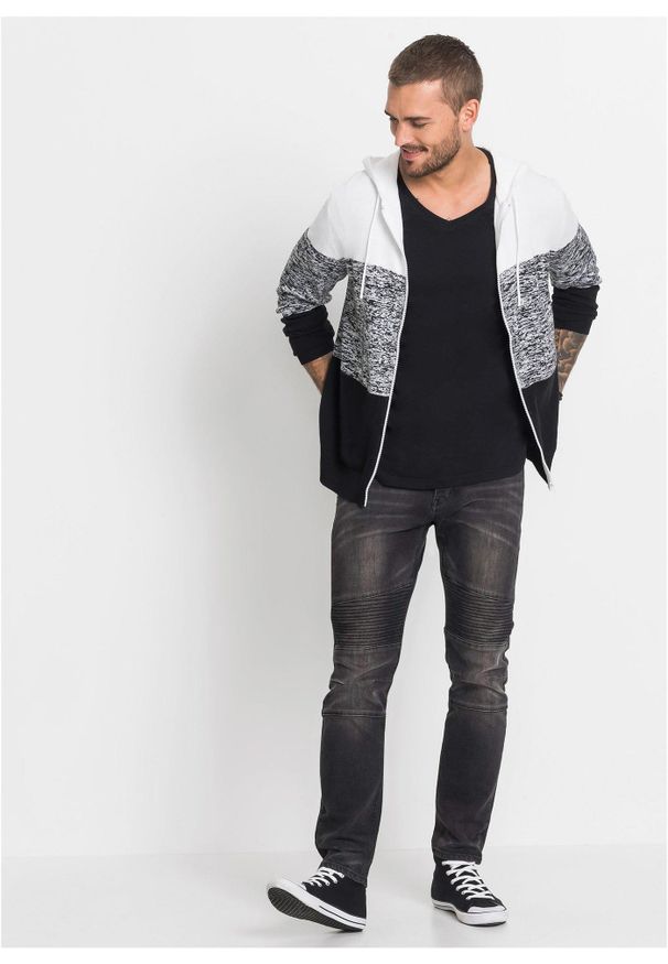 bonprix - T-shirt z dekoltem w serek (3 szt.). Typ kołnierza: dekolt w serek. Kolor: czarny