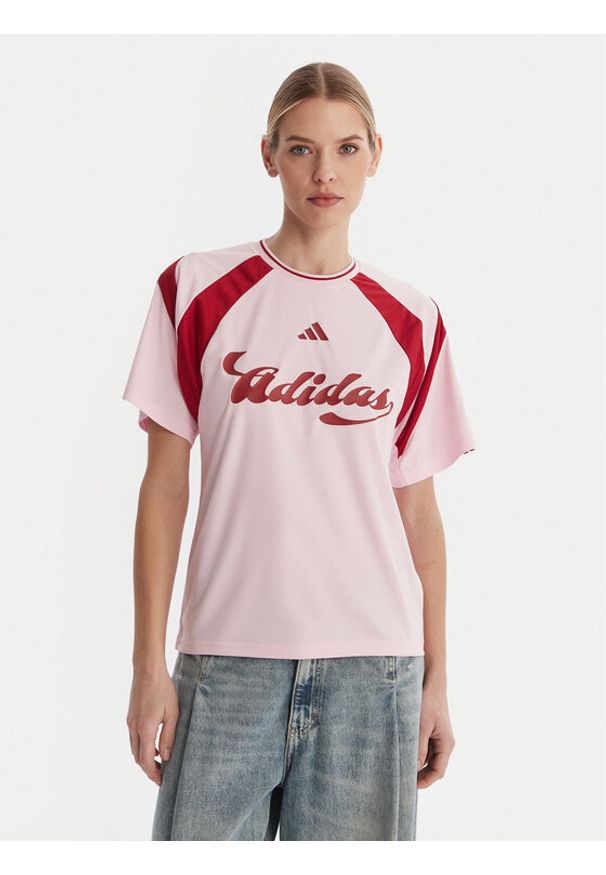 Adidas - adidas T-Shirt House Of Tiro JY7624 Różowy Regular Fit. Kolor: różowy. Materiał: syntetyk