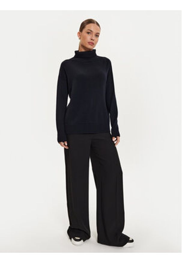 Max Mara Leisure Golf Superbo 2426366148 Granatowy Relaxed Fit. Typ kołnierza: golf. Kolor: niebieski. Materiał: wełna