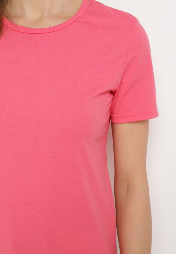 Born2be - Fuksjowy Gładki T-shirt z Krótkim Rękawem Elldora. Okazja: na co dzień. Kolor: różowy. Materiał: bawełna, jeans. Długość rękawa: krótki rękaw. Długość: krótkie. Wzór: gładki. Styl: casual