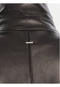 BOSS Kurtka skórzana Salaha 50544445 Czarny Relaxed Fit. Kolor: czarny. Materiał: skóra #4