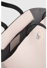 Calvin Klein Jeans torebka kolor różowy. Kolor: różowy #5