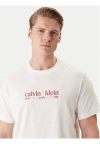 Calvin Klein Jeans T-Shirt NYC Graphic LV14RE831G Biały Regular Fit. Kolor: biały. Materiał: bawełna #4