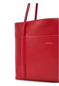 Calvin Klein Torebka Ck Linn Medium Shopper K60K613110 Czerwony. Kolor: czerwony. Materiał: skórzane