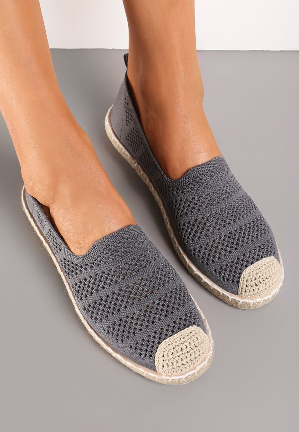 Born2be - Szare Espadryle z Ażurowej Siateczki Ozdobione Plecionką Lanivesa. Okazja: na co dzień. Kolor: szary. Materiał: jeans, len. Szerokość cholewki: normalna. Wzór: ażurowy, aplikacja. Sezon: lato. Styl: wakacyjny, casual, klasyczny, elegancki