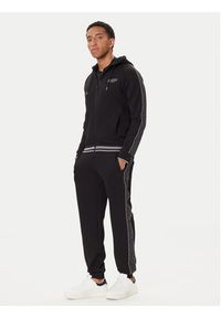 Guess Spodnie dresowe Z5BB18 KB3P2 Czarny Regular Fit. Kolor: czarny. Materiał: bawełna