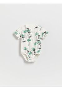 Reserved - Bawełniane body Mickey Mouse - złamana biel. Materiał: bawełna. Wzór: motyw z bajki
