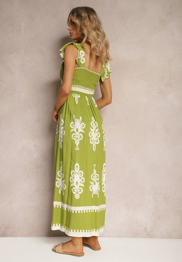 Renee - Zielona Wiskozowa Sukienka Boho z Falbankami i Gumką w Talii na Szerokich Ramiączkach Dreria. Okazja: na co dzień. Typ kołnierza: kołnierz z falbankami. Kolor: zielony. Materiał: wiskoza. Długość rękawa: na ramiączkach. Wzór: ażurowy. Typ sukienki: proste. Styl: boho