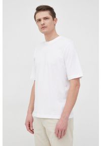 Resteröds t-shirt bawełniany kolor biały gładki. Kolor: biały. Materiał: bawełna. Wzór: gładki
