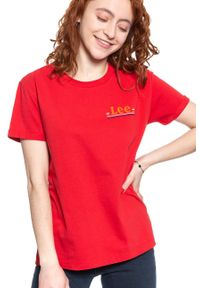 Lee - LEE T SHIRT DAMSKI CHEST LOGO TEE WARP RED L43ZFEKG. Wzór: nadruk #3