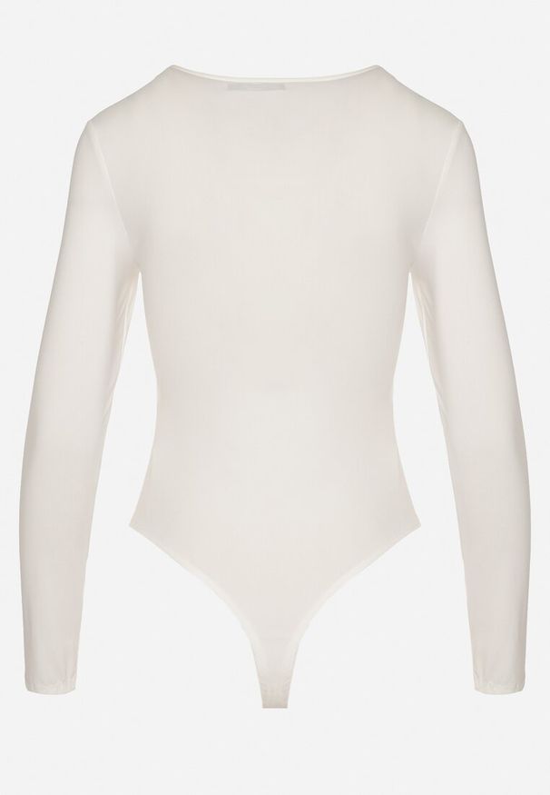 Born2be - Białe Body w Klasycznym Stylu Ralfia. Okazja: na co dzień. Kolor: biały. Materiał: jeans. Styl: klasyczny