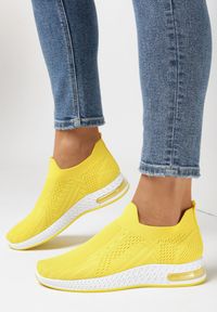 Born2be - Żółte Buty Sportowe Rhenina. Kolor: żółty. Materiał: materiał. Szerokość cholewki: normalna. Obcas: na płaskiej podeszwie #4