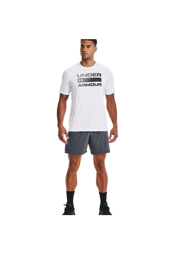 Koszulka treningowa męska Under Armour Team Issue Wordmark SS. Kolor: biały, czarny, wielokolorowy
