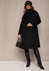 Renee - Czarny Klasyczny Płaszcz Dwurzędowy z Kieszeniami Tereti. Okazja: na co dzień. Kolor: czarny. Materiał: jeans. Styl: klasyczny