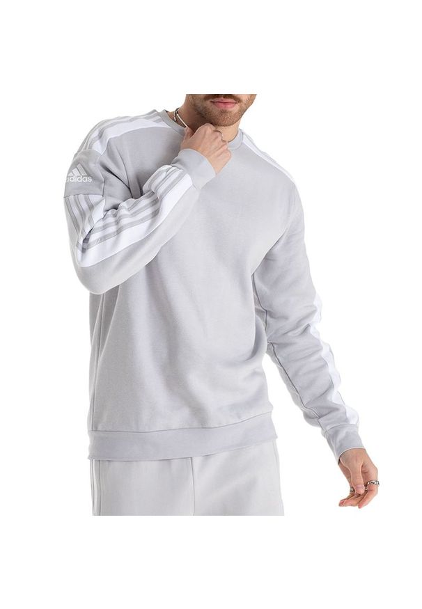 Adidas - Bluza adidas Squadra 21 Sweat Top GT6640 - szara. Okazja: na co dzień. Kolor: szary. Materiał: bawełna, materiał, poliester. Styl: sportowy, klasyczny, casual. Sport: fitness