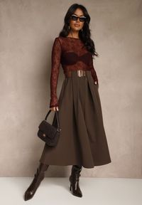 Renee - Brązowa Spódnica z Wiskozą o Rozkloszowanym Kroju z Paskiem z Klamrą Tiavela. Okazja: na co dzień. Kolor: brązowy. Materiał: wiskoza. Styl: elegancki, casual