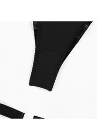 Intica - Komplet bielizny z frędzlami na romantyczne wieczory Ferrina. Kolor: czarny. Materiał: materiał #2