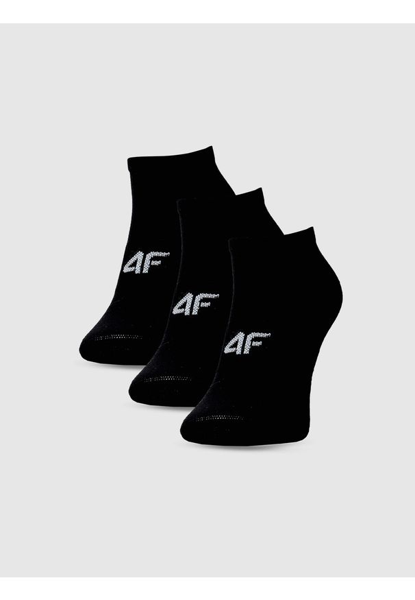 4f - 4F Skarpetki casual przed kostkę (3-pack) męskie - czarne 39-42. Kolor: czarny. Materiał: bawełna, włókno, materiał, poliamid