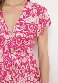 Born2be - Różowa Rozkloszowana Sukienka Maxi z Luźnym Rękawem w Kwiatowy Print Oxeria. Kolor: różowy. Wzór: kwiaty, nadruk. Sezon: lato. Typ sukienki: rozkloszowane. Długość: maxi