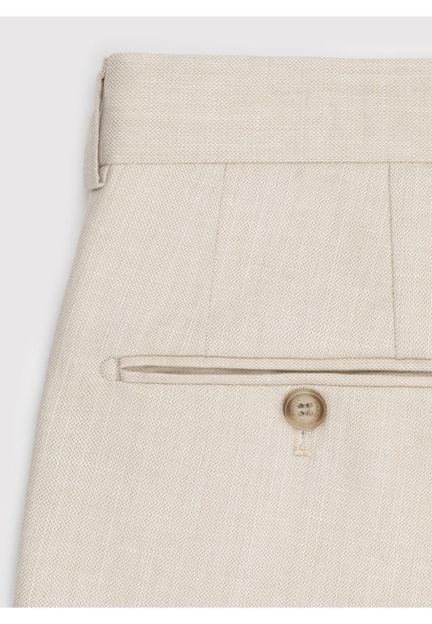 Pako Lorente - PAKO LORENTE - Beżowe spodnie ganiturowe z lnem. Kolor: beżowy. Materiał: len. Styl: młodzieżowy, elegancki