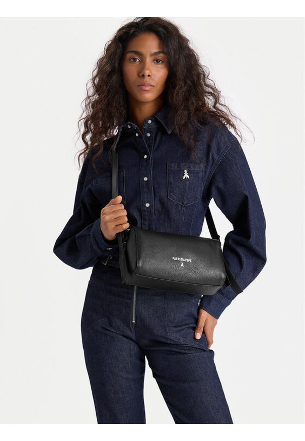 Patrizia Pepe Torebka 8B0255/L001-K103 Czarny. Kolor: czarny. Materiał: skórzane