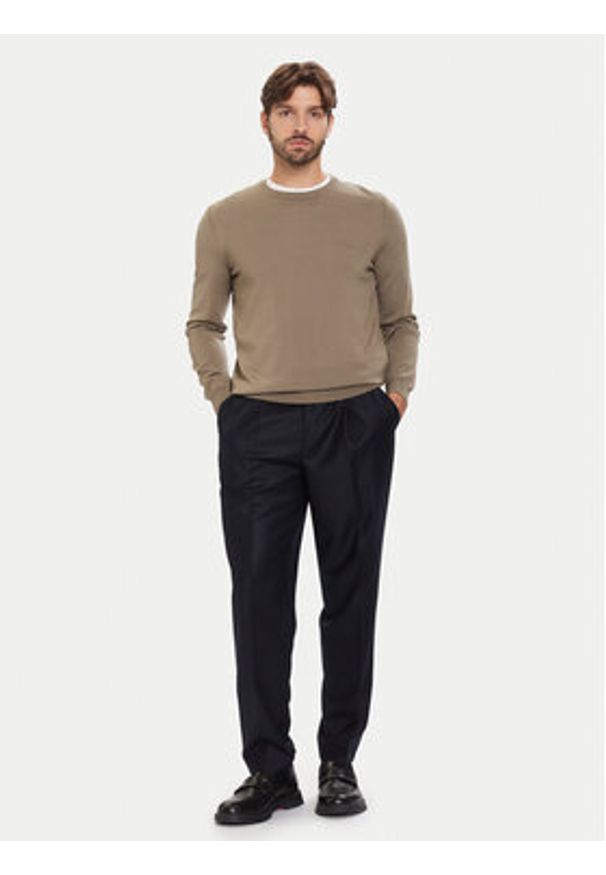 BOSS Chinosy C-Perino 50551829 Niebieski Tapered Fit. Kolor: niebieski. Materiał: wełna