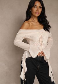 Renee - Jasnobeżowa Bluzka Off Shoulder z Falbankami z Siateczki z Bawełny i Wiskozy Fenisella. Typ kołnierza: kołnierz z falbankami. Kolor: beżowy. Materiał: bawełna, wiskoza. Styl: glamour, elegancki #5