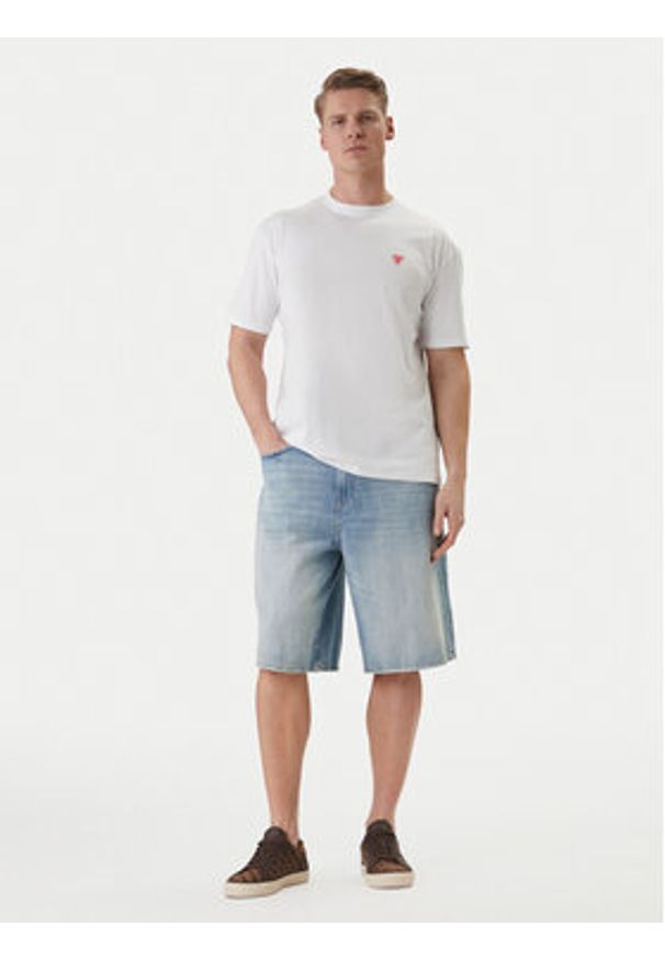 Guess T-Shirt F6GI11 K8HM4 Biały Regular Fit. Kolor: biały. Materiał: bawełna